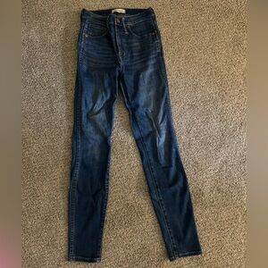 Madewell blue skinny jeans